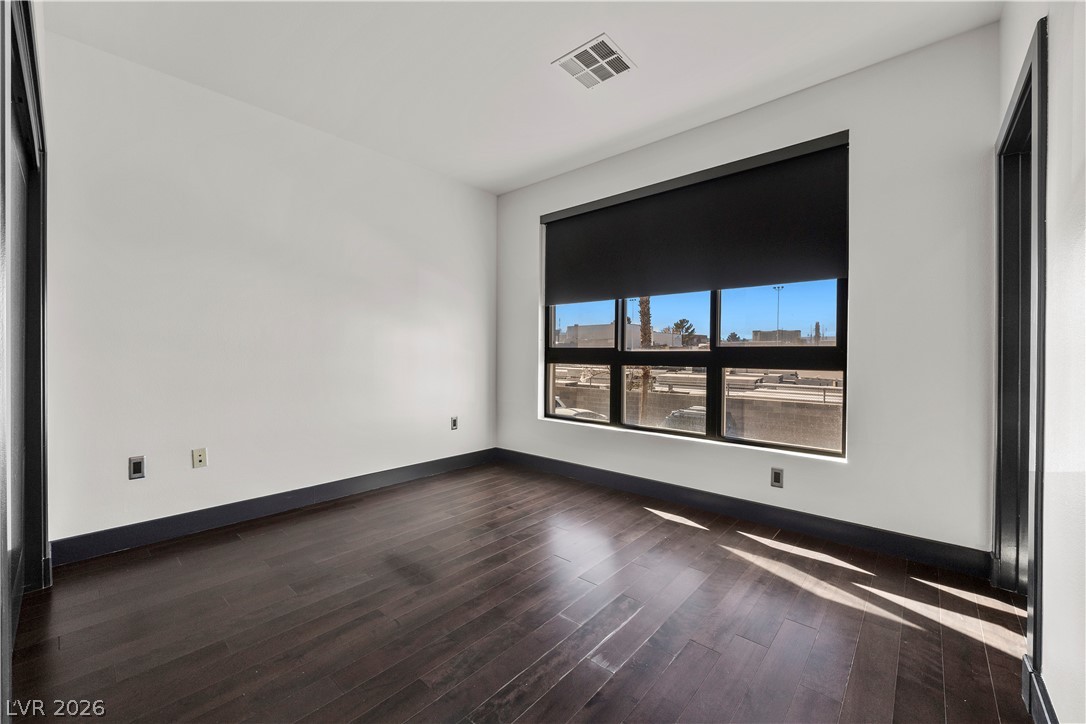 4565 Dean Martin Drive 102