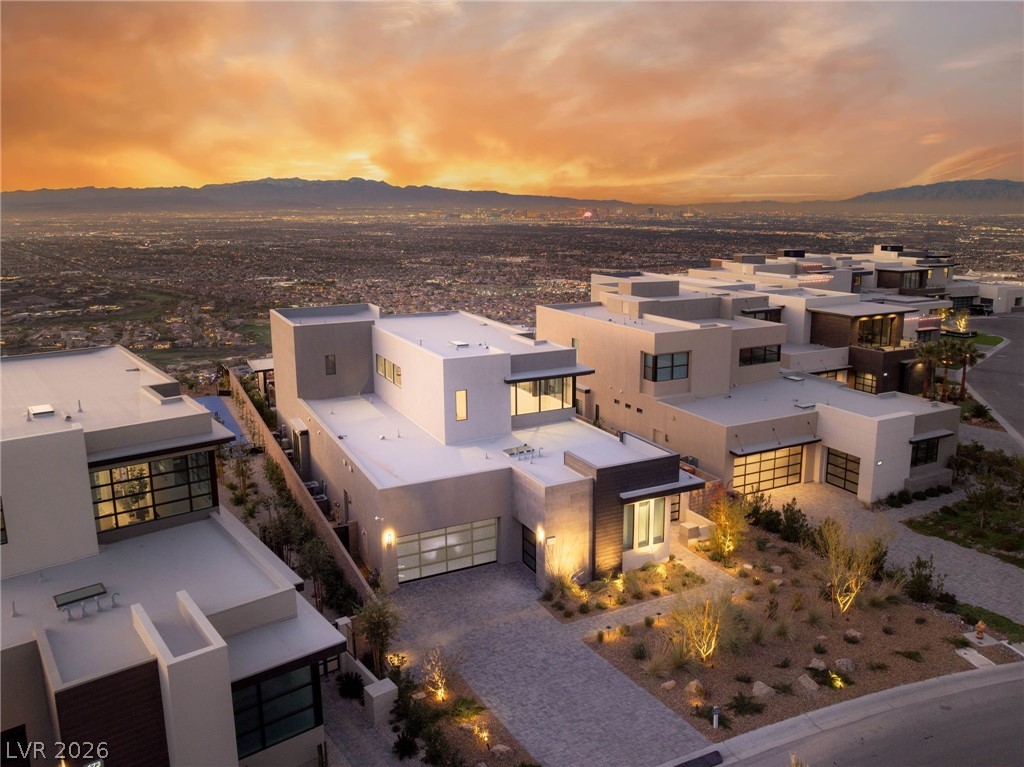 571 Overlook Rim Drive