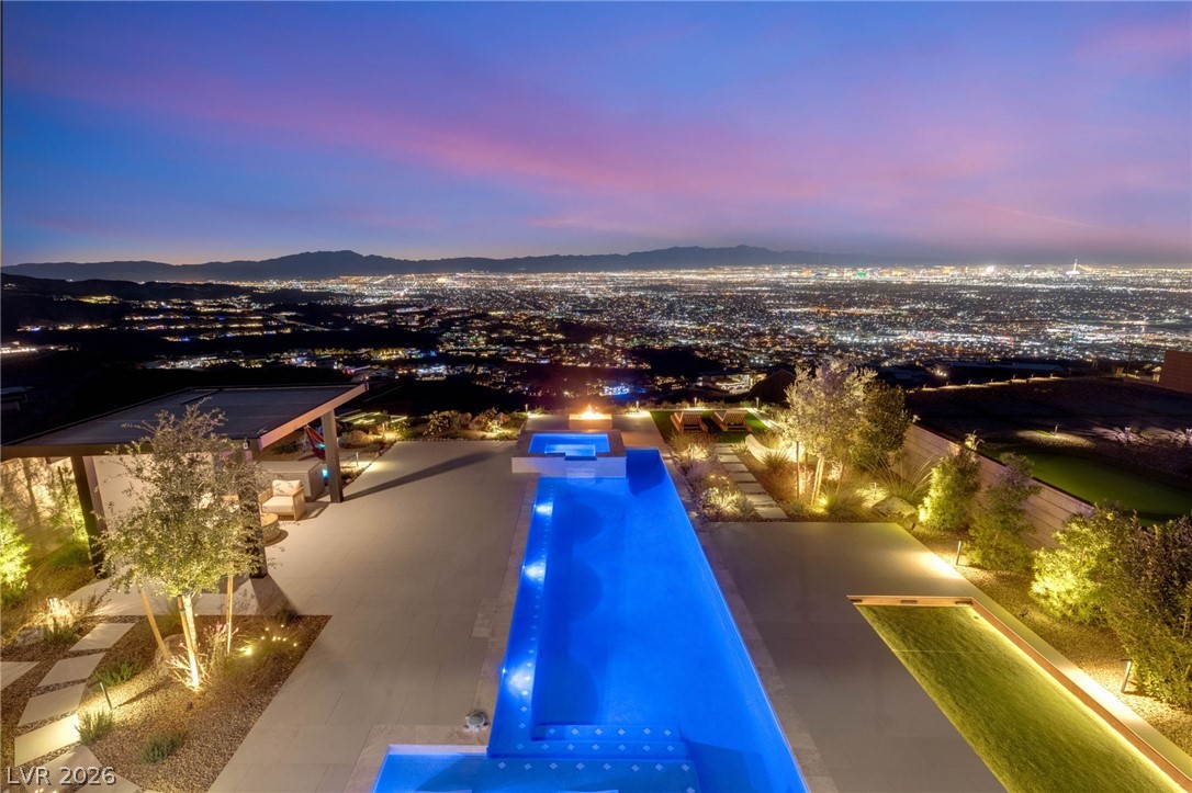 571 Overlook Rim Drive
