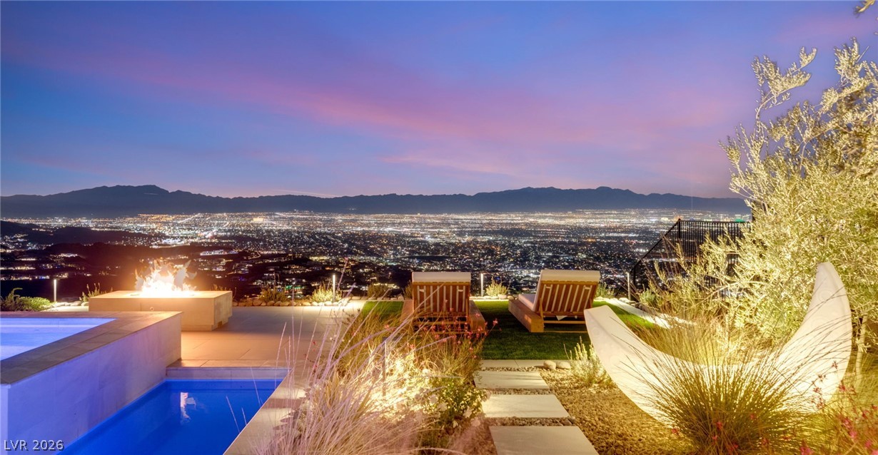 571 Overlook Rim Drive