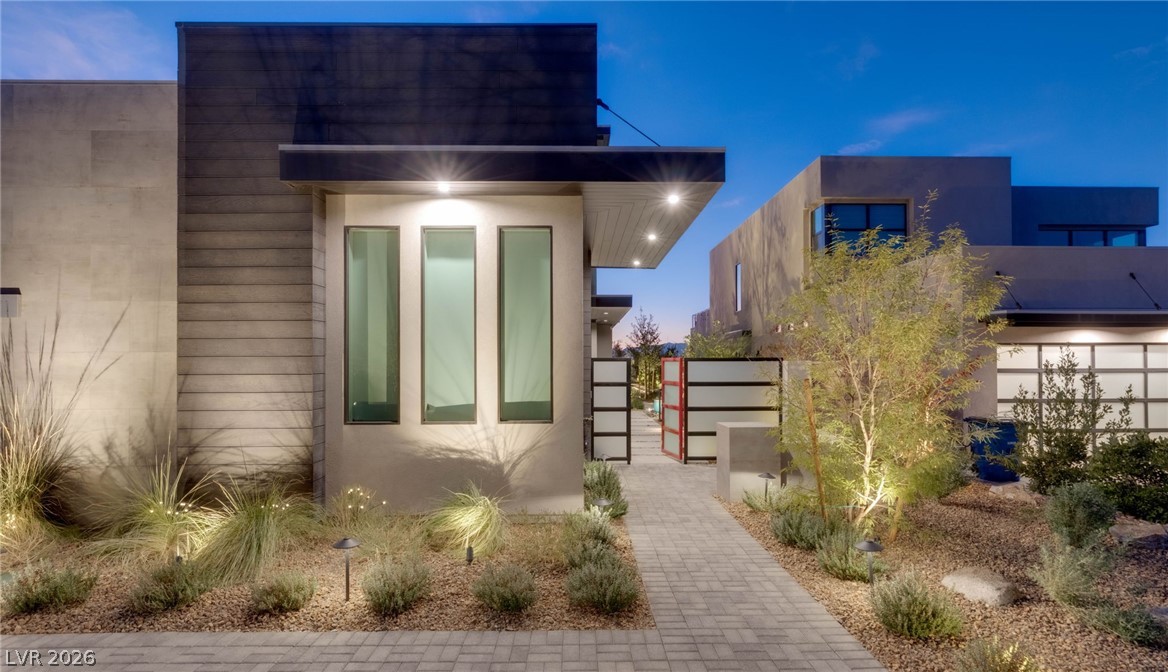 571 Overlook Rim Drive
