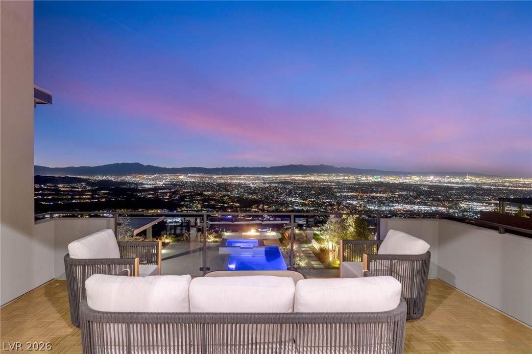 571 Overlook Rim Drive