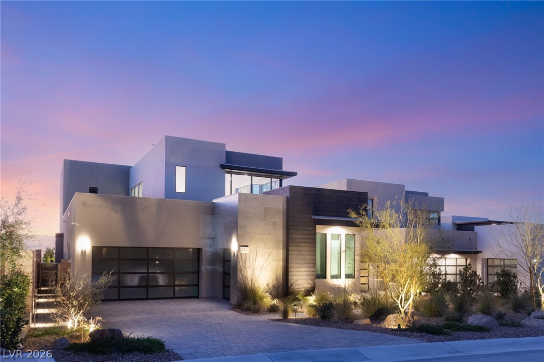 571 Overlook Rim Drive