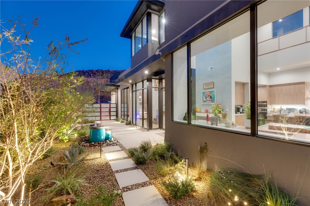 571 Overlook Rim Drive