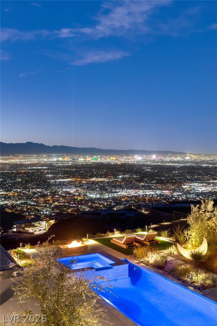 571 Overlook Rim Drive