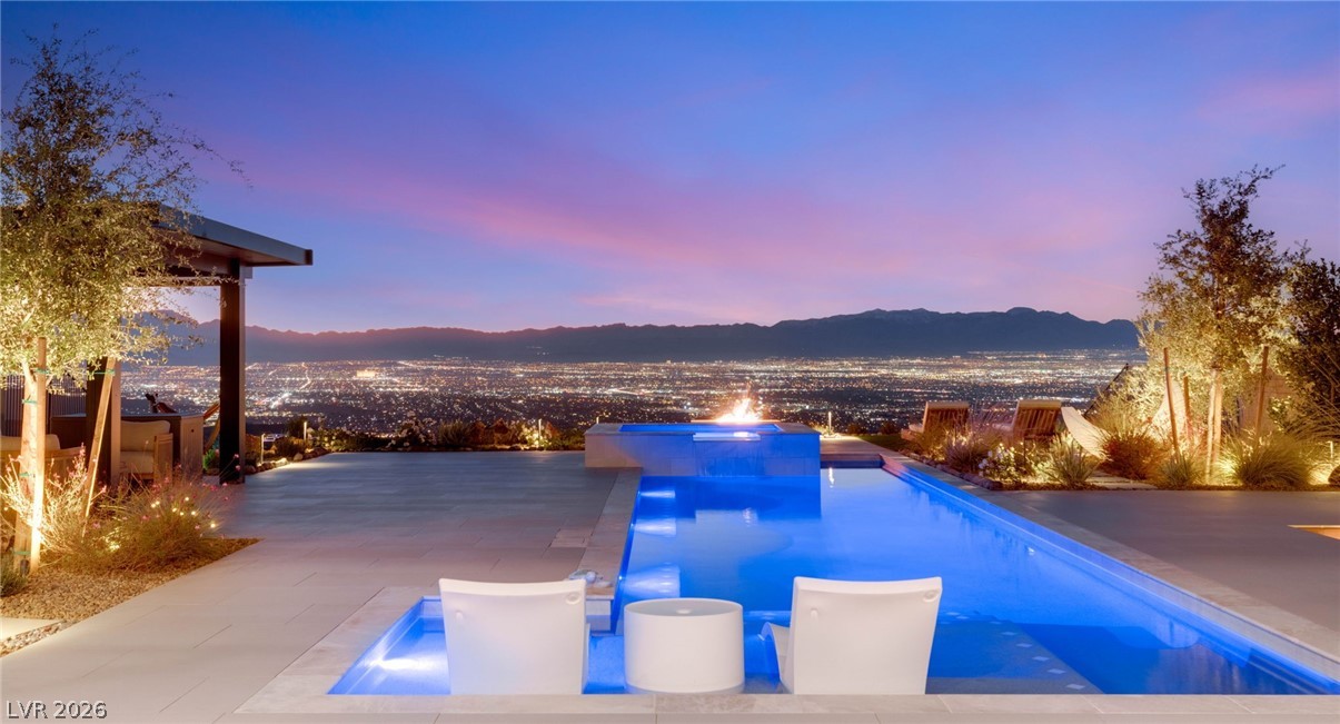 571 Overlook Rim Drive