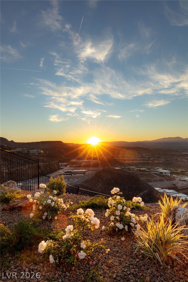 571 Overlook Rim Drive