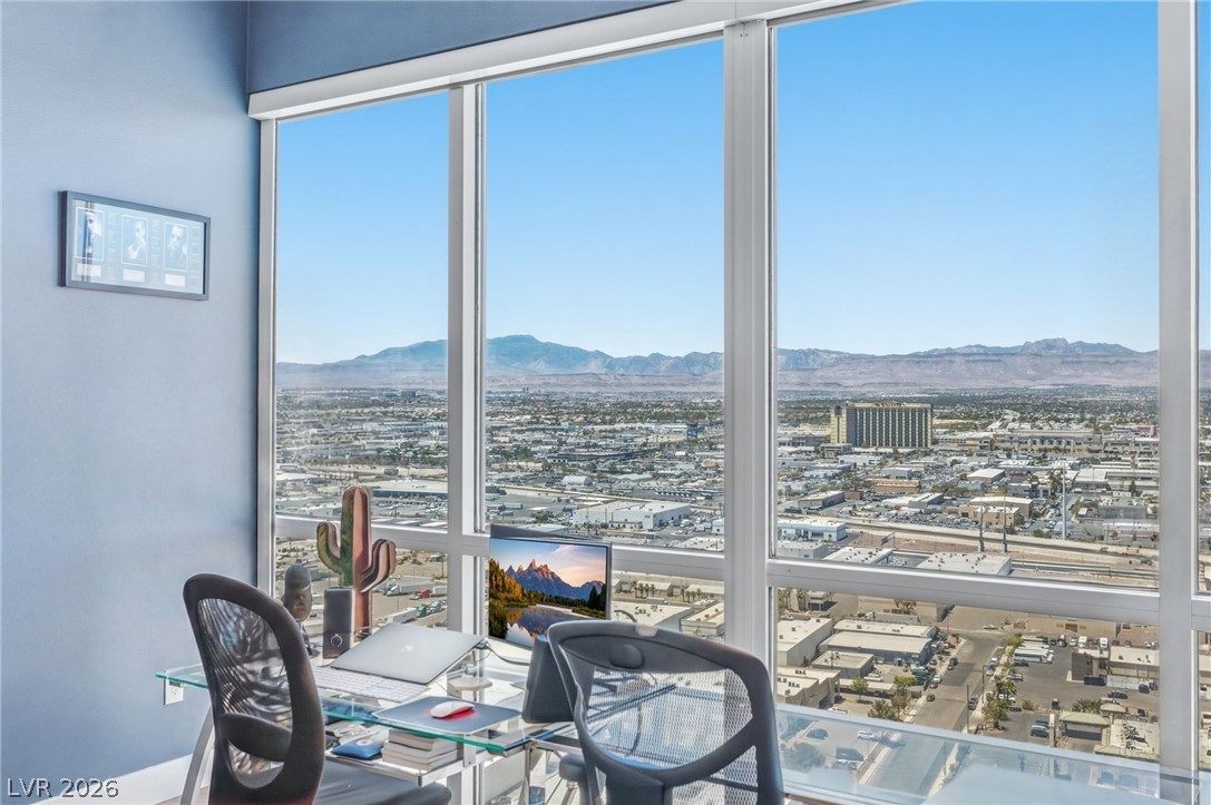 4575 Dean Martin Drive 2908