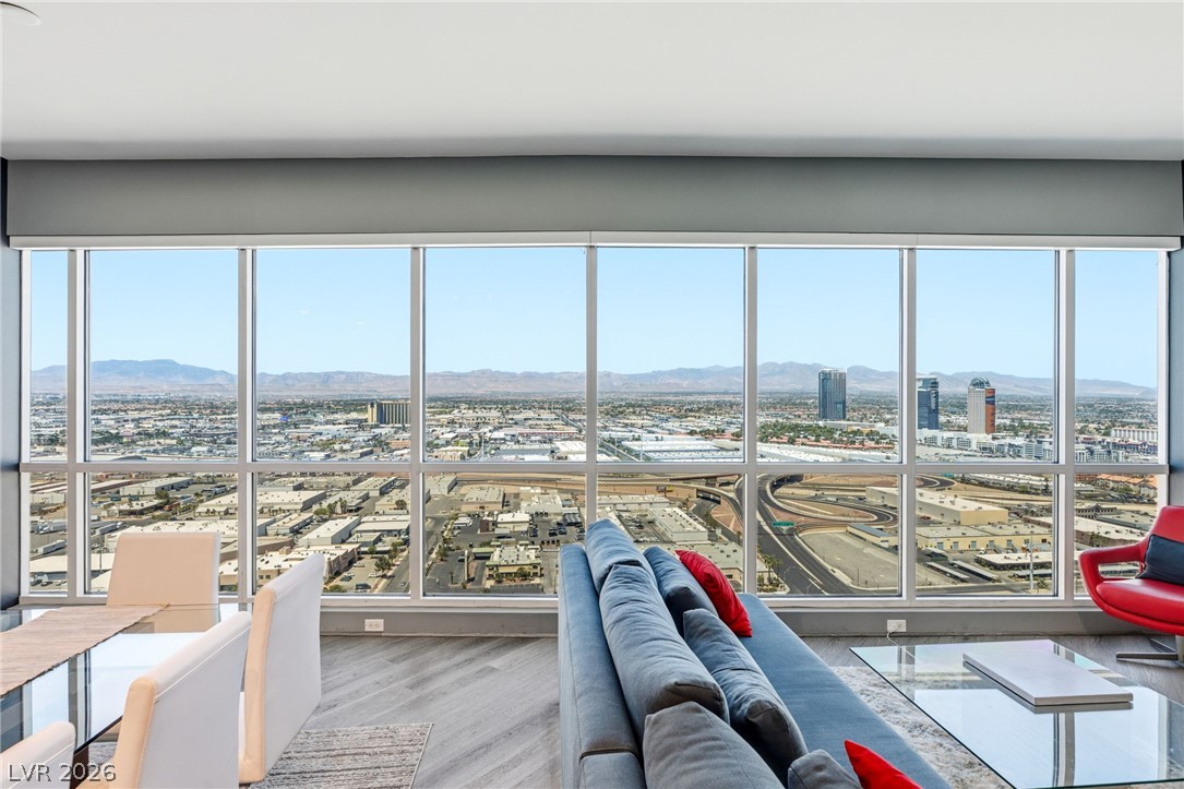 4575 Dean Martin Drive 2908