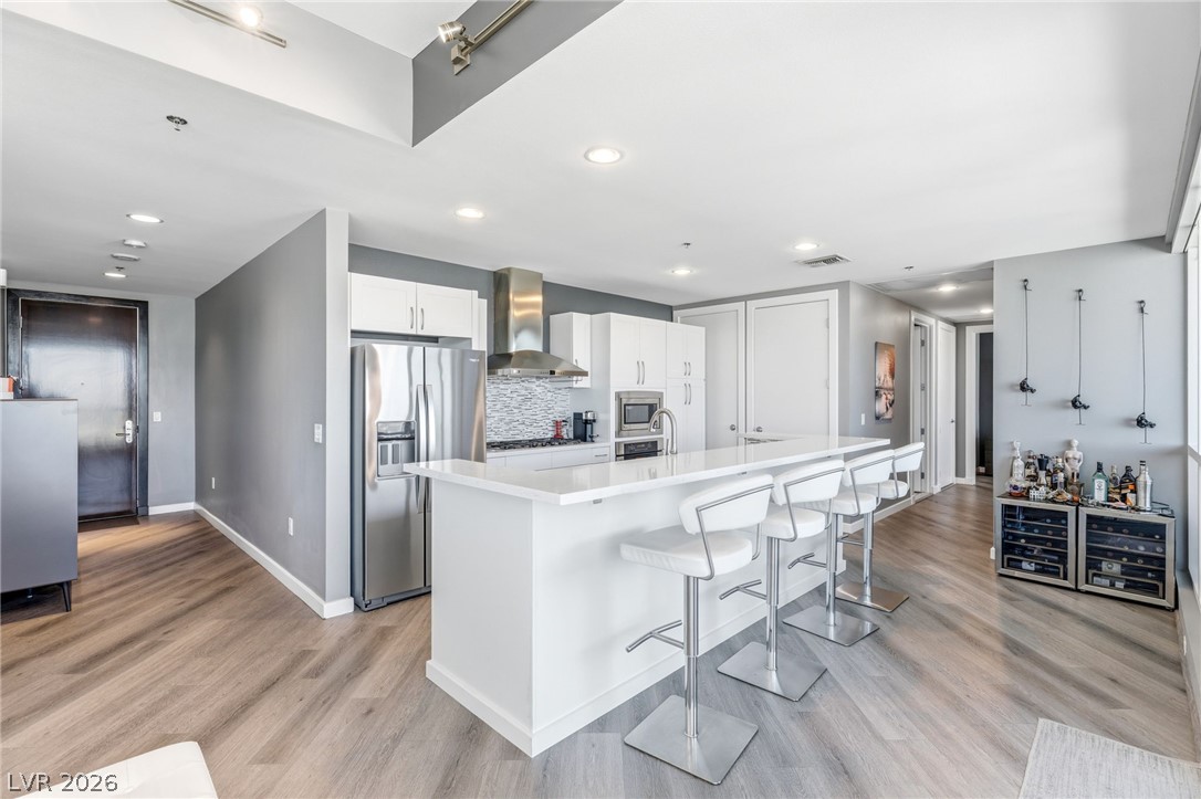 4575 Dean Martin Drive 2908