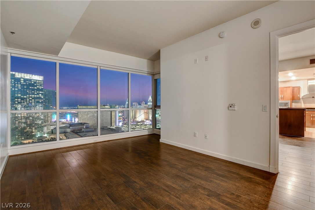 4575 Dean Martin Drive 3007