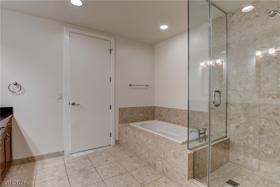 4575 Dean Martin Drive 3007