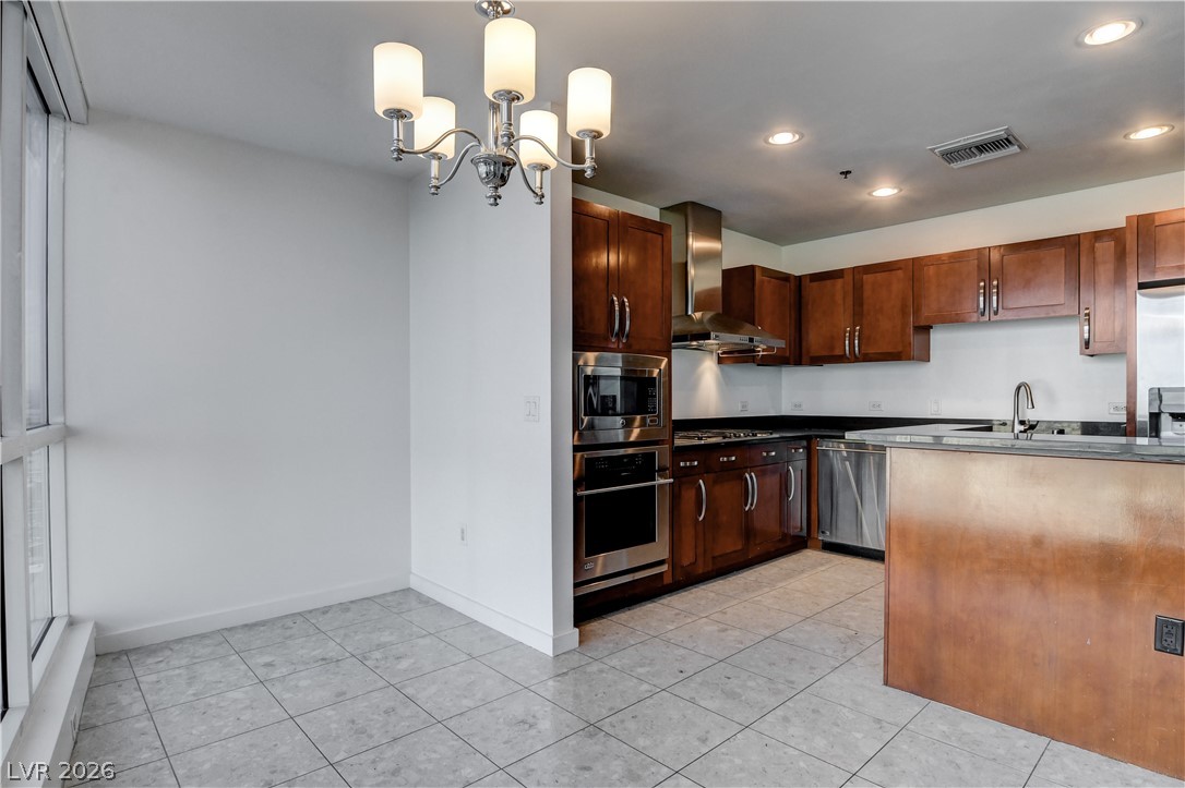 4575 Dean Martin Drive 3007