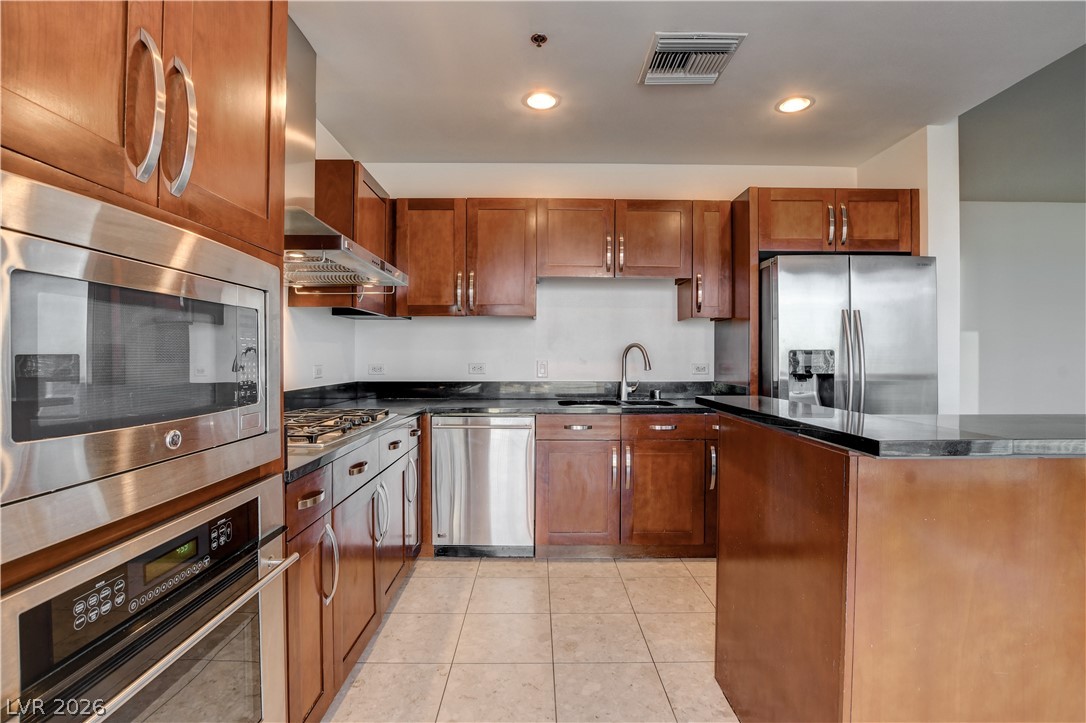 4575 Dean Martin Drive 3007