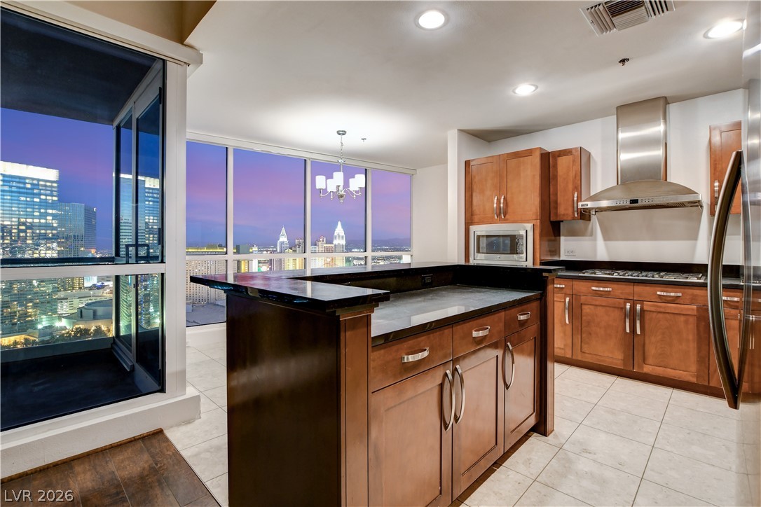 4575 Dean Martin Drive 3007