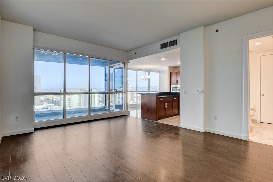 4575 Dean Martin Drive 3007