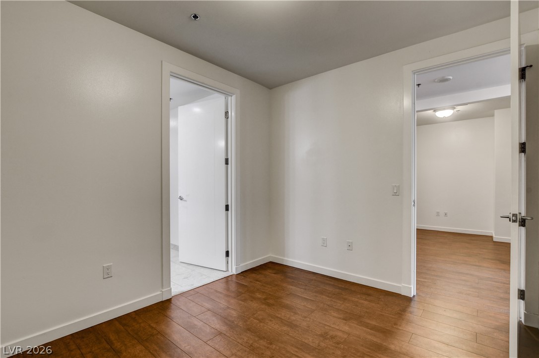 4575 Dean Martin Drive 3007