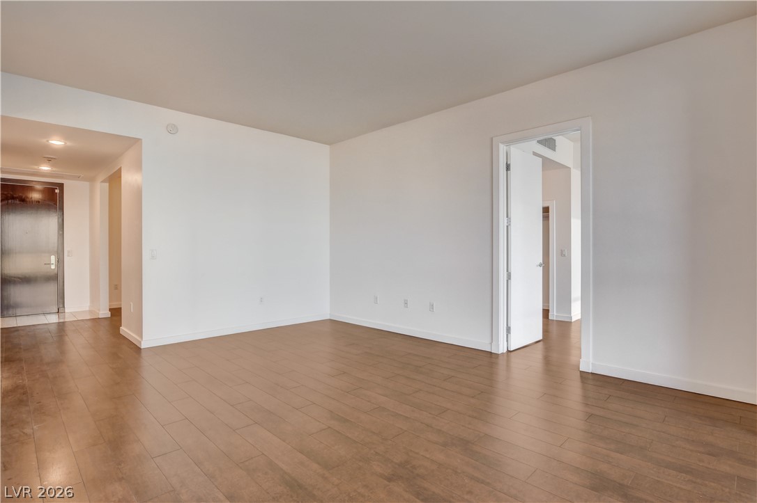 4575 Dean Martin Drive 3007