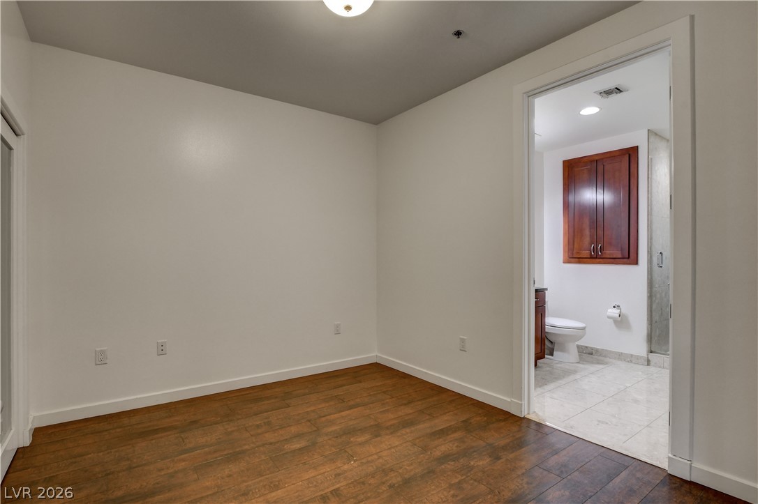 4575 Dean Martin Drive 3007