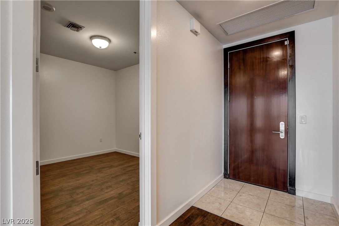 4575 Dean Martin Drive 3007