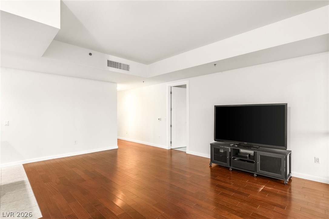 4525 Dean Martin Drive 409