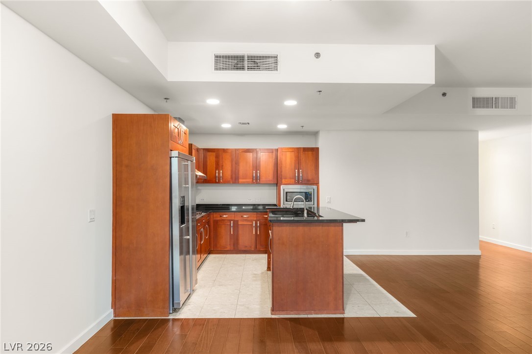 4525 Dean Martin Drive 409