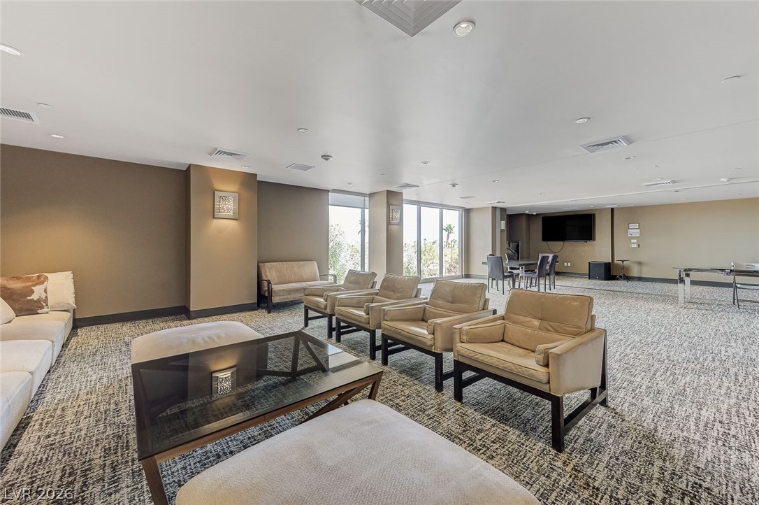 8255 Las Vegas Boulevard 1205