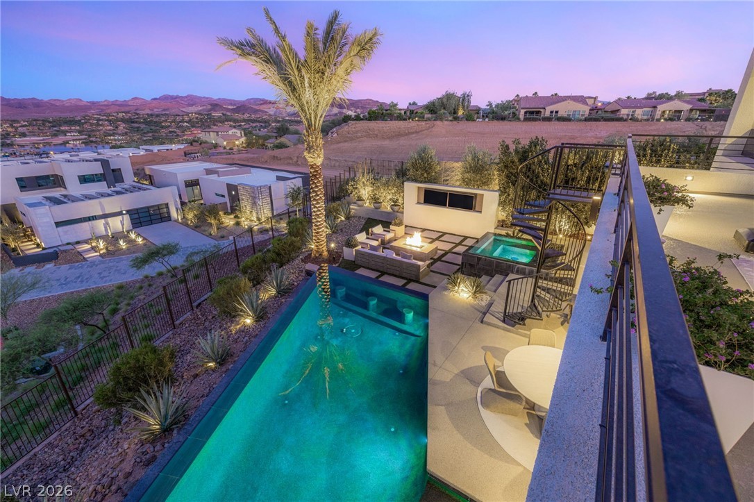 12 Desert Lake Lane