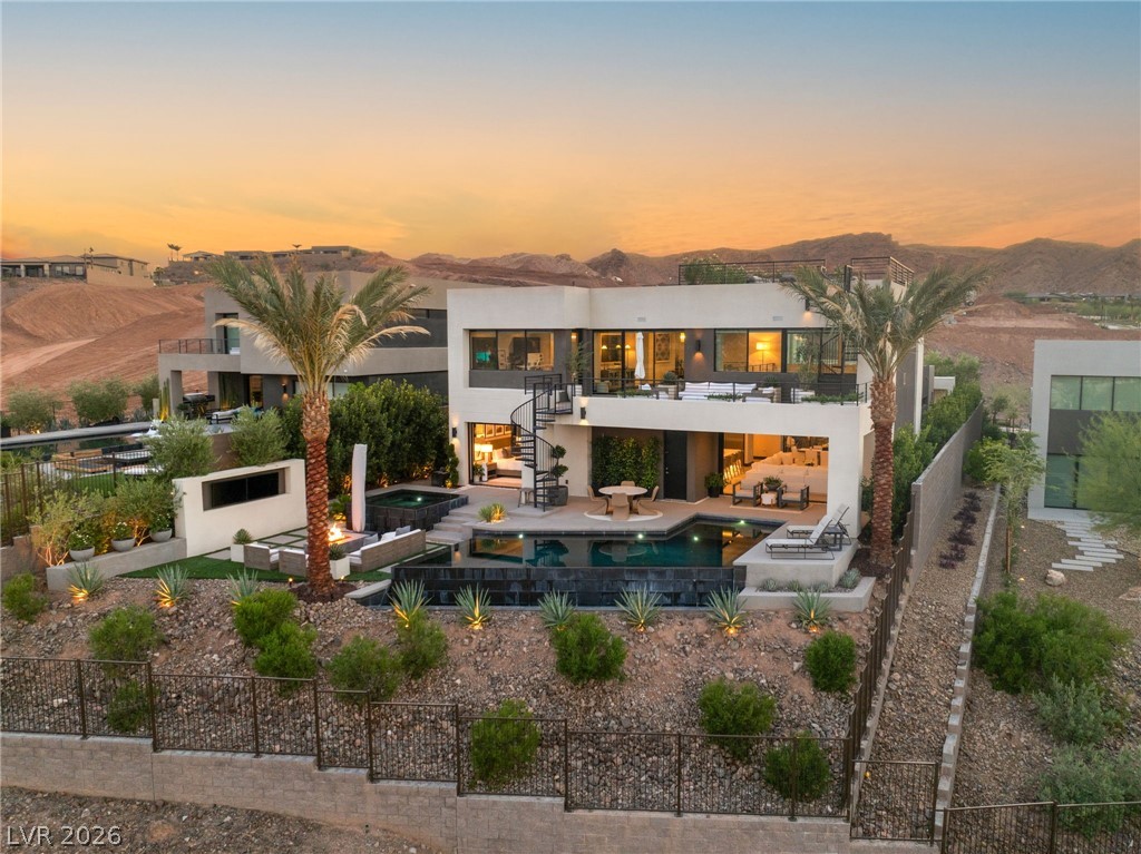 12 Desert Lake Lane