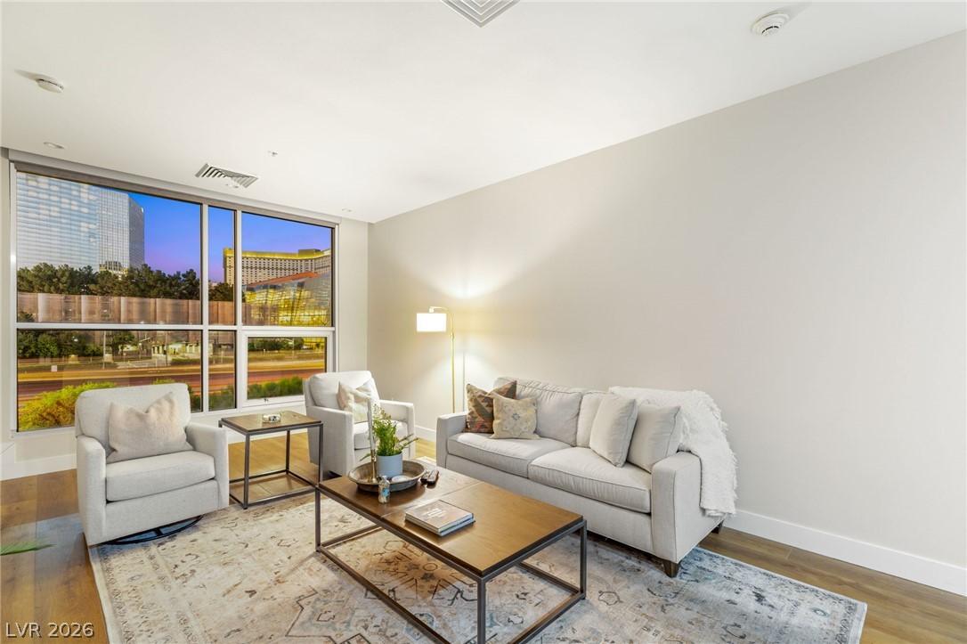 4585 Dean Martin Drive 204