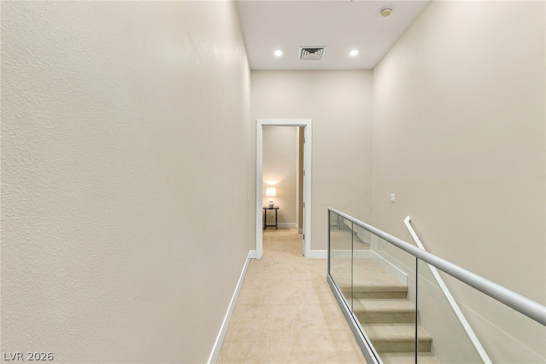 4585 Dean Martin Drive 204