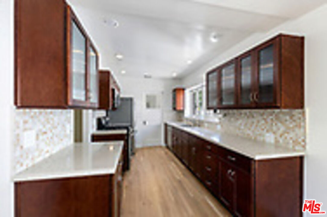 815 N Harper Ave