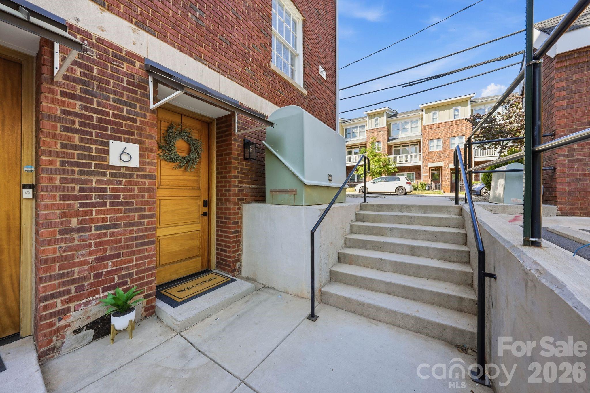 201 Grandin Road Unit: 5
