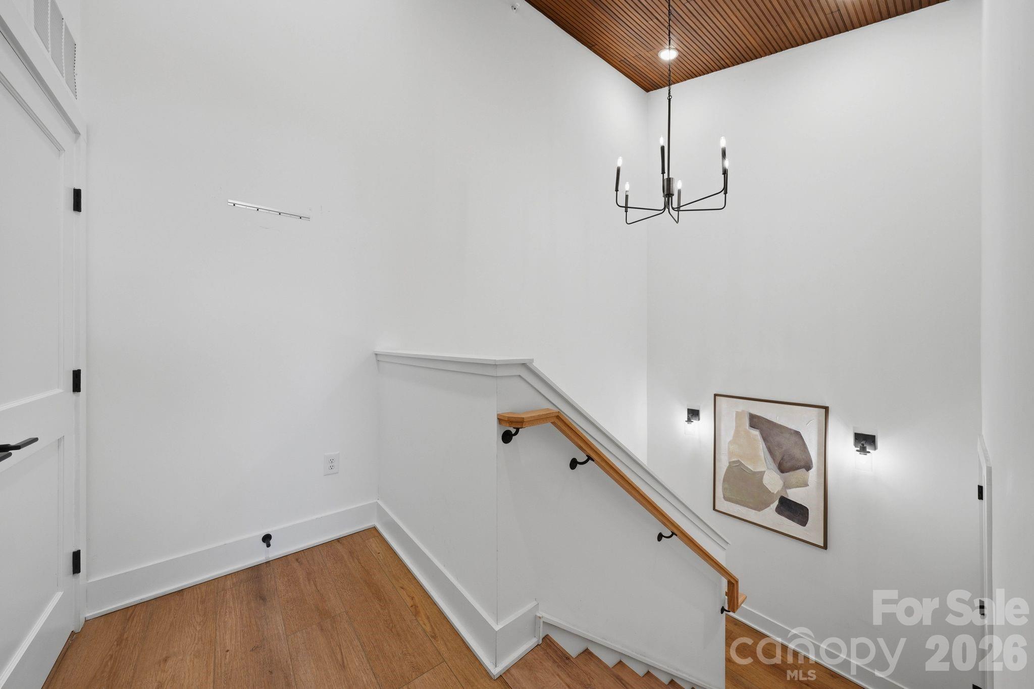 201 Grandin Road Unit: 9