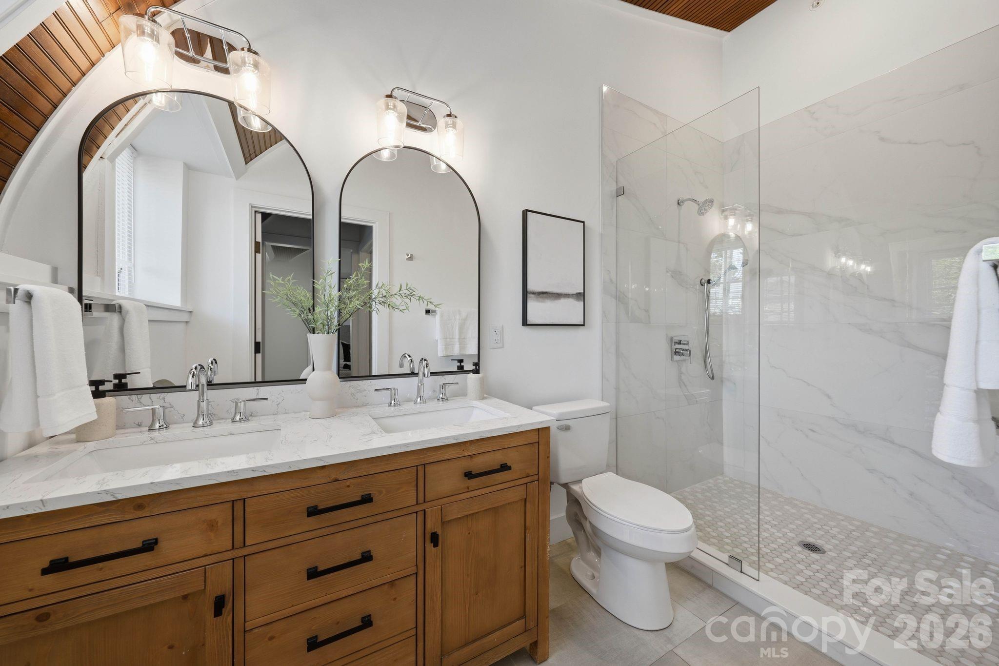 201 Grandin Road Unit: 9
