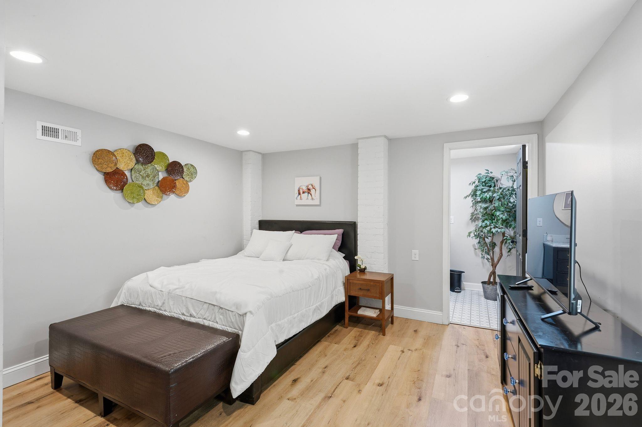 205 Grandin Road