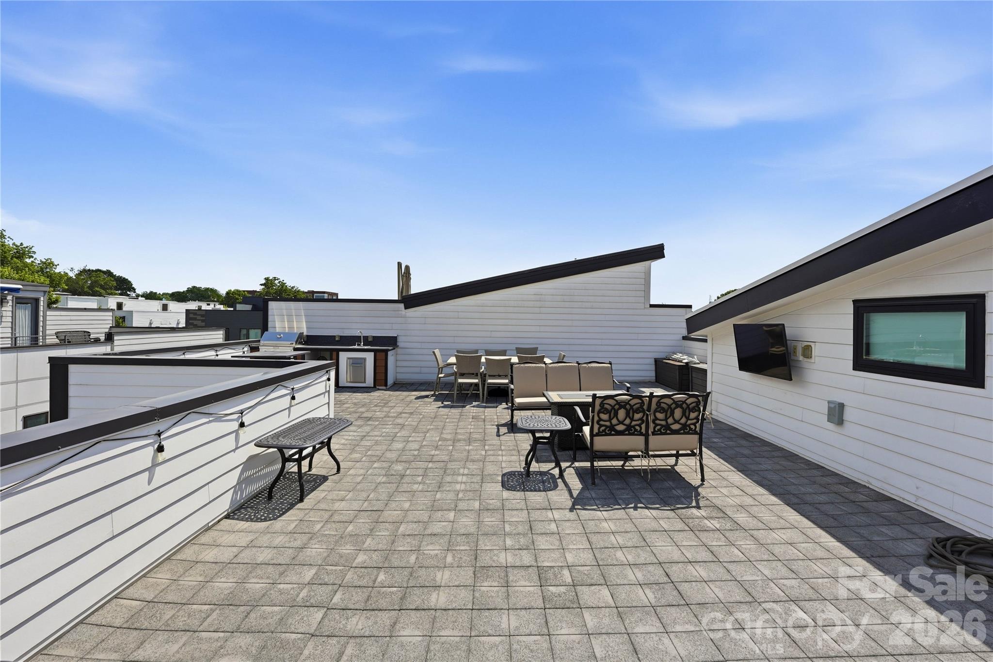 1004 Westbrook Drive