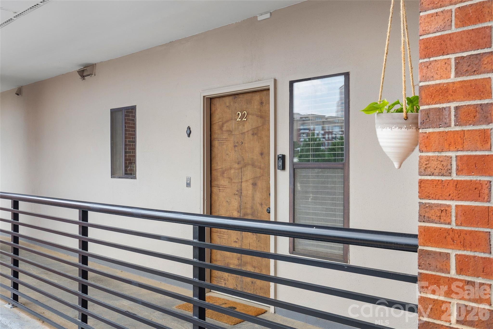 224 N Poplar Street Unit: 22