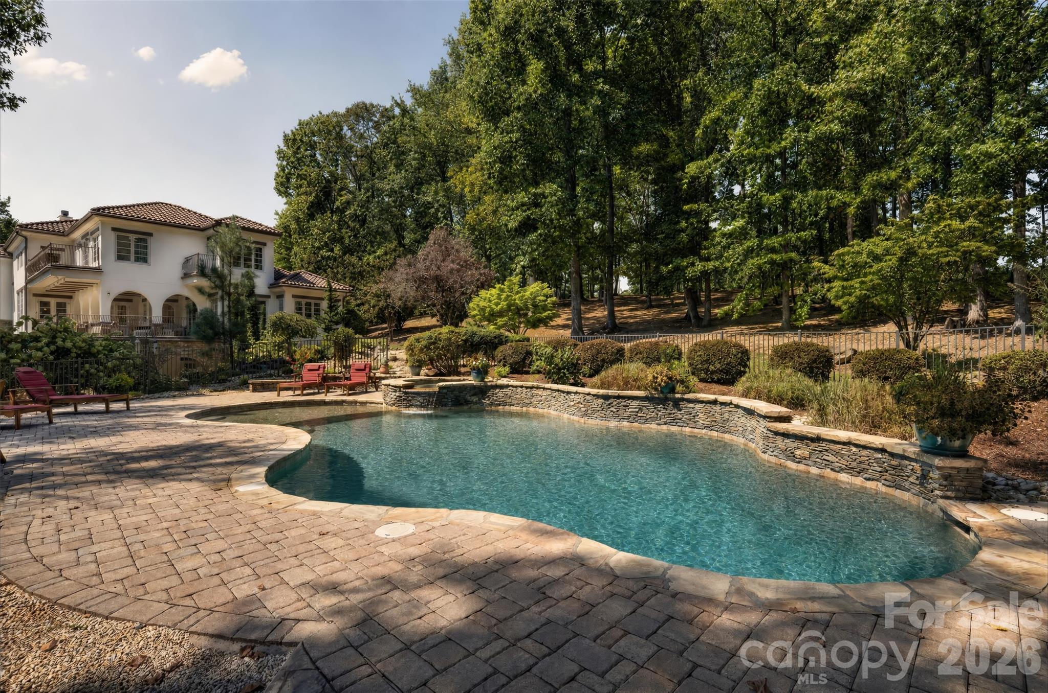 9184 Greenwood Road