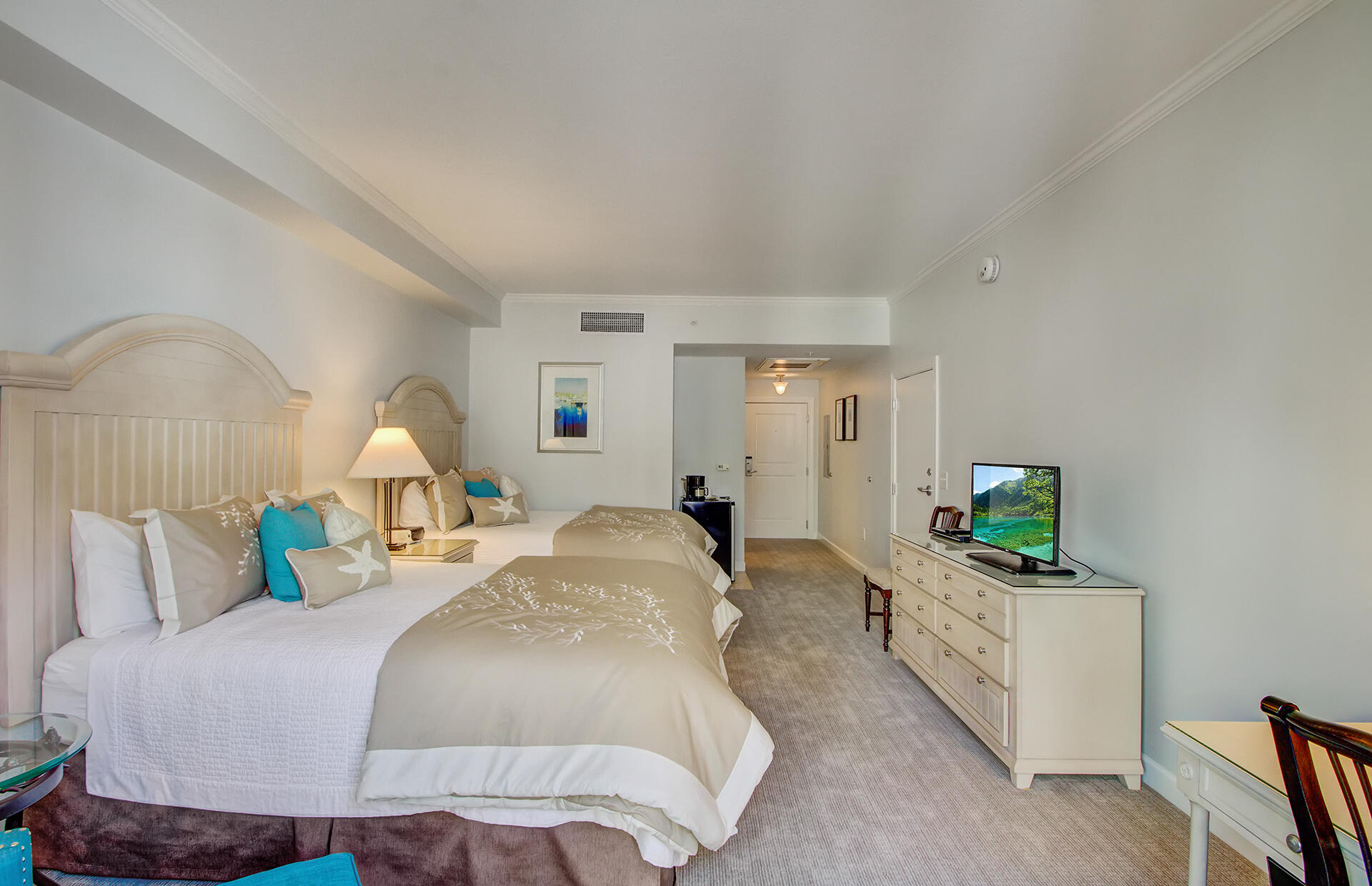 5802 Palmetto Drive Unit: B-304
