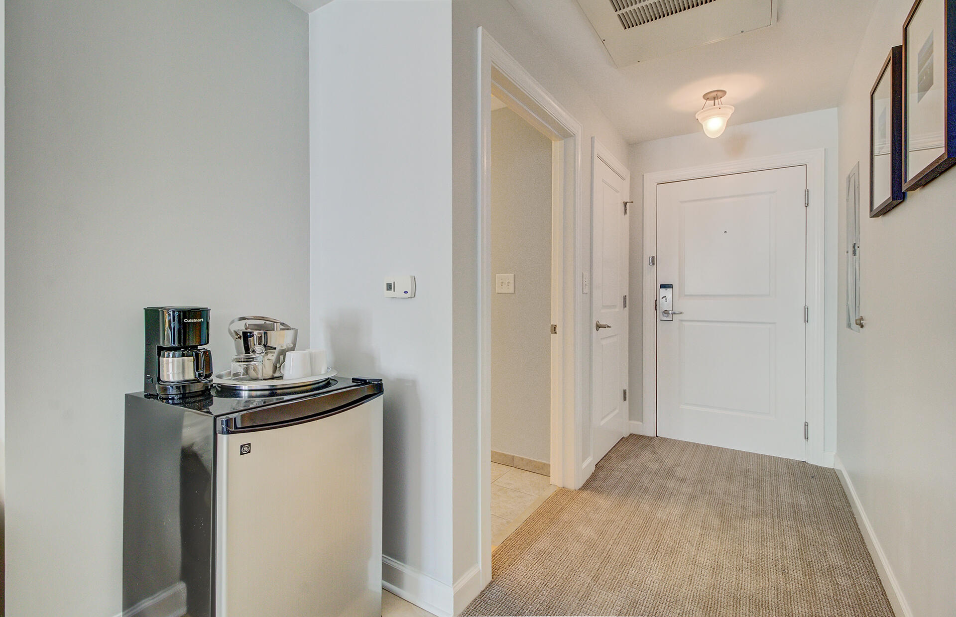 5802 Palmetto Drive Unit: B-304