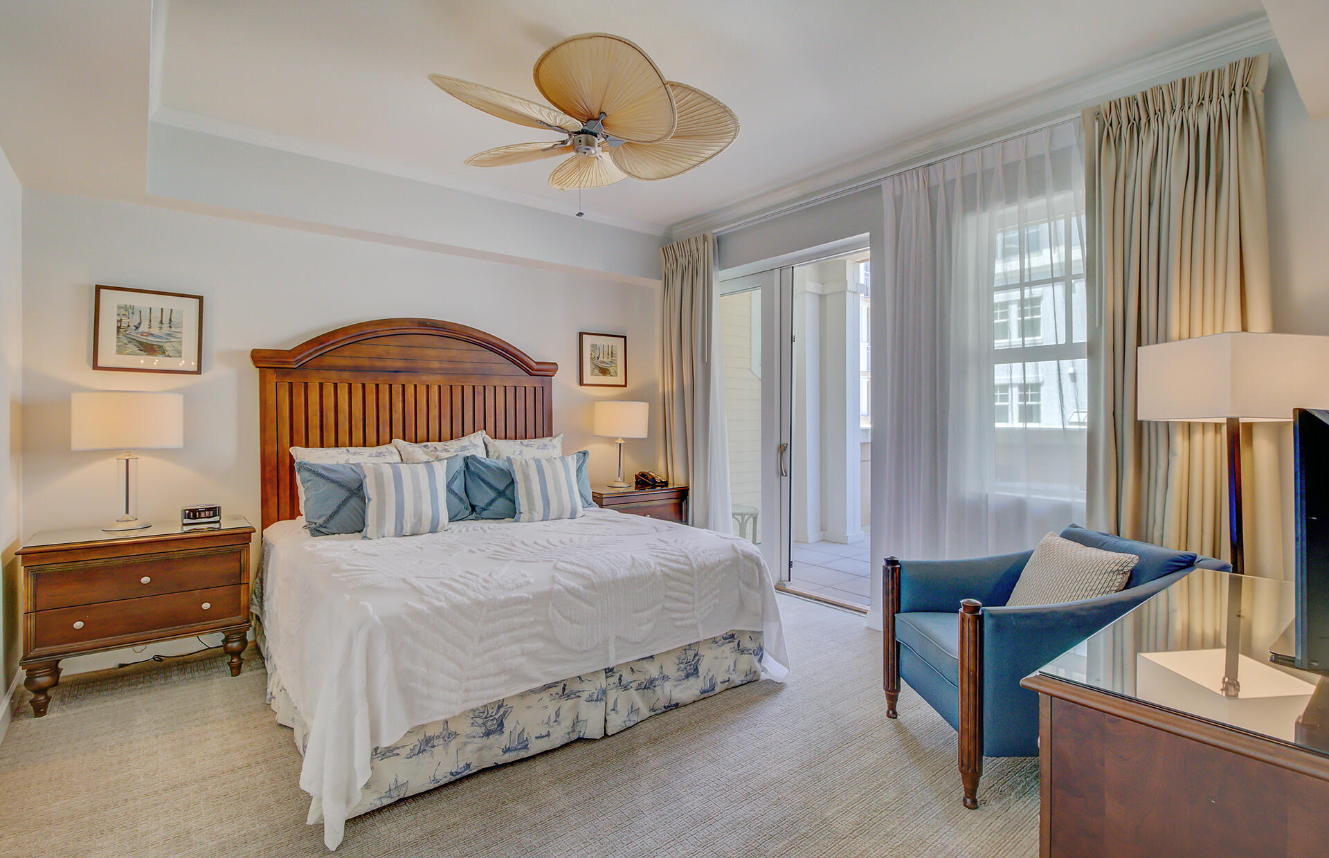 5802 Palmetto Drive Unit: B-304