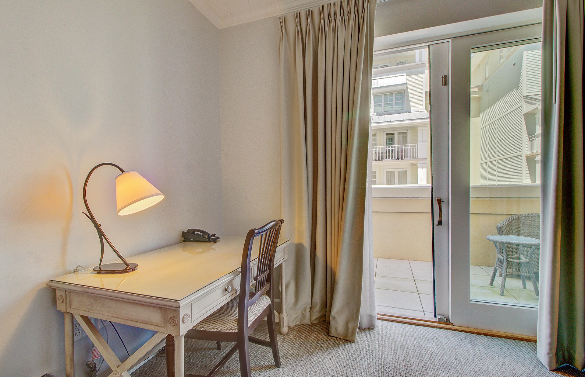 5802 Palmetto Drive Unit: B-304