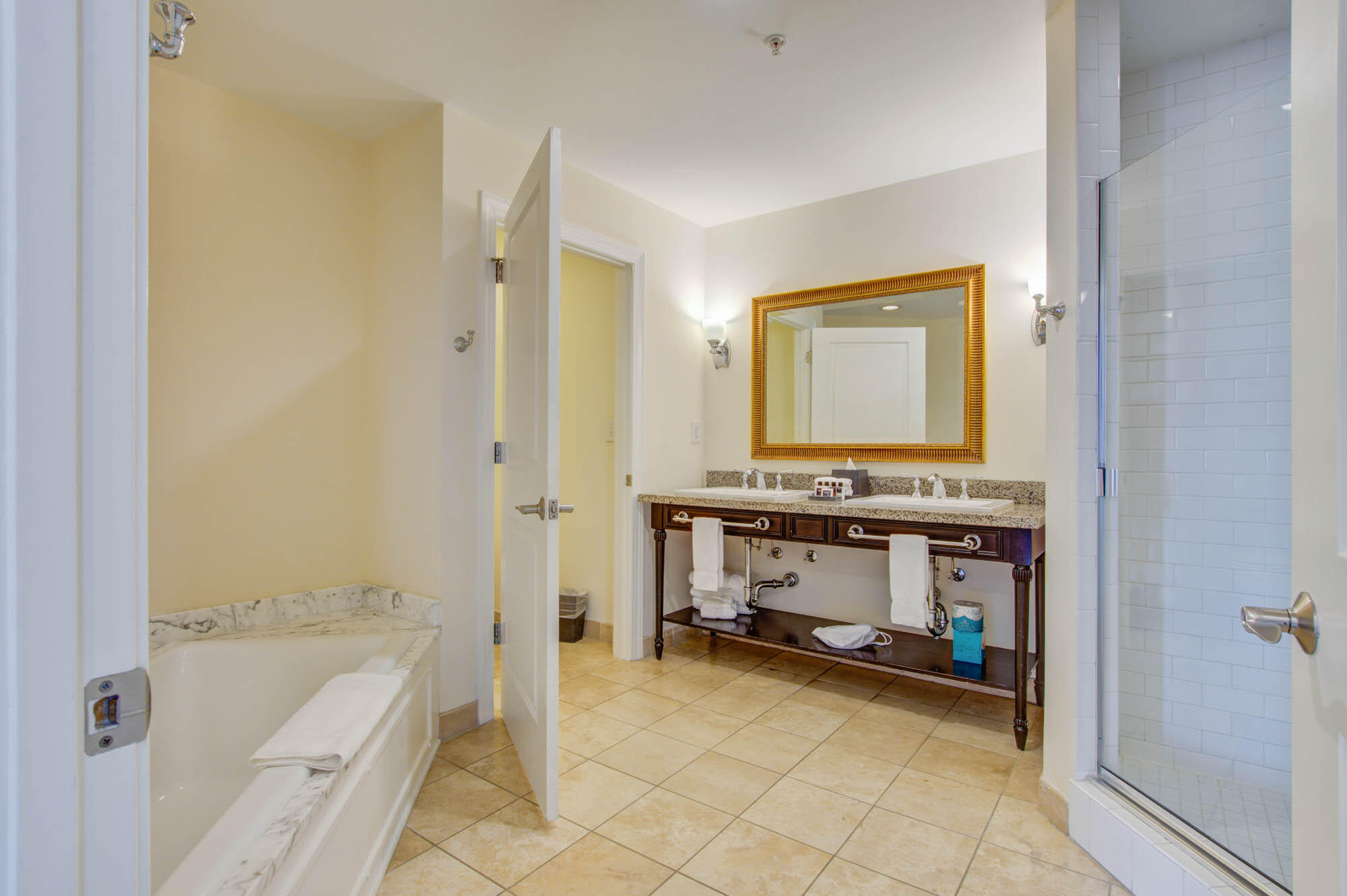 5802 Palmetto Drive Unit: B-501