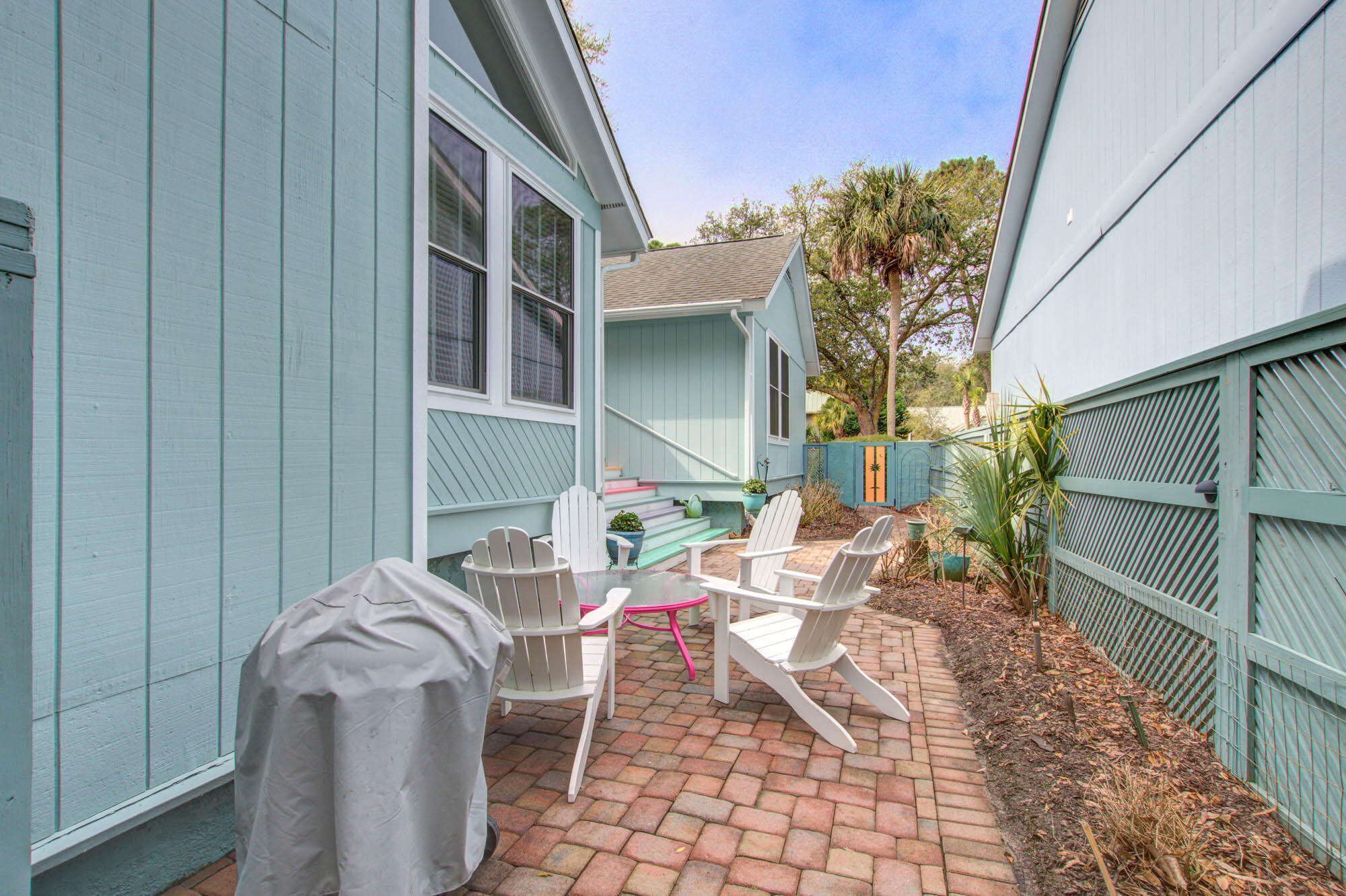 4 Lake Village Lane
