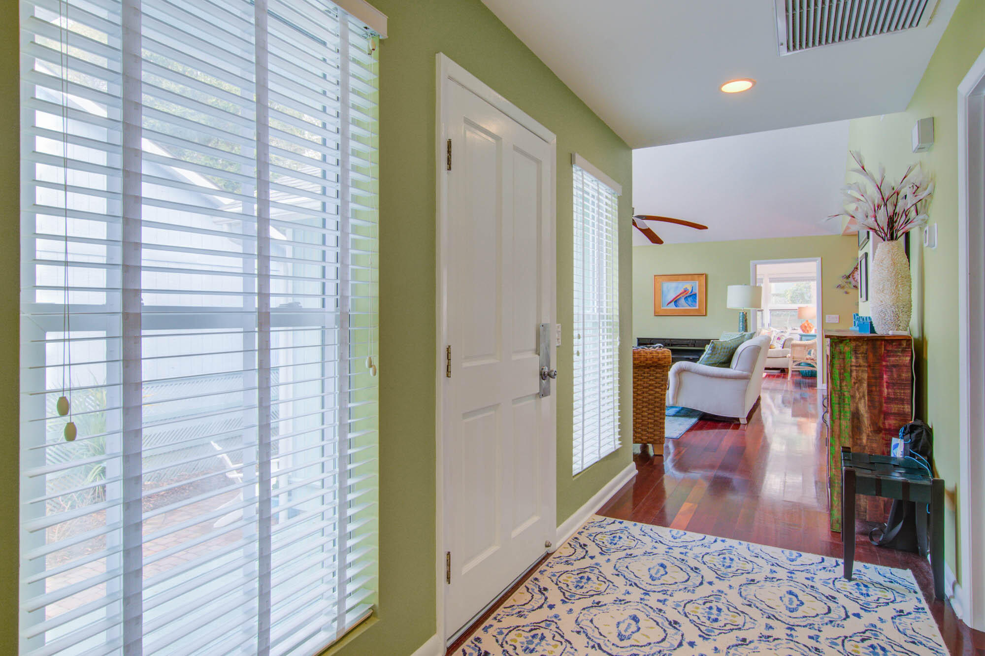 4 Lake Village Lane