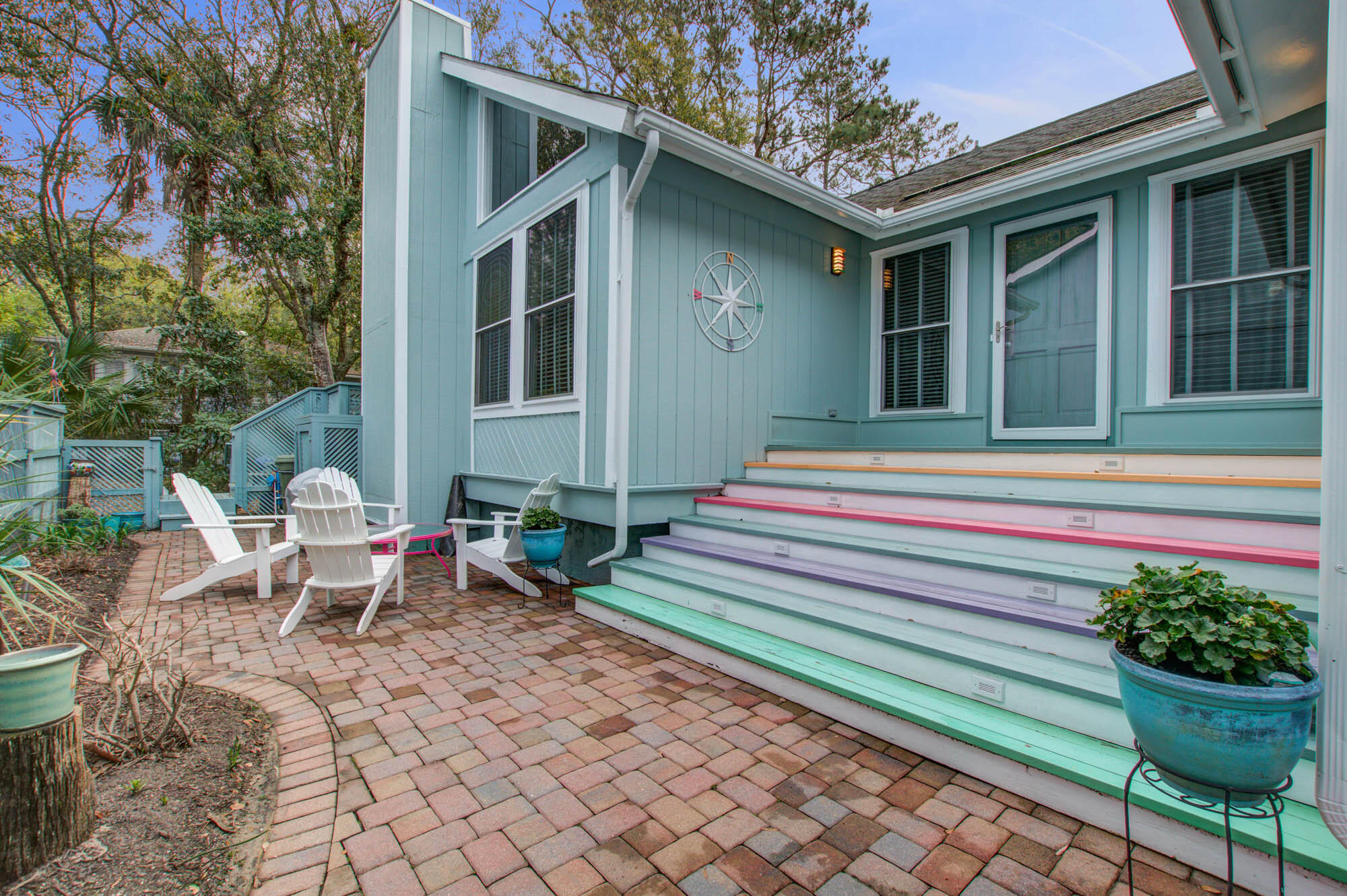 4 Lake Village Lane