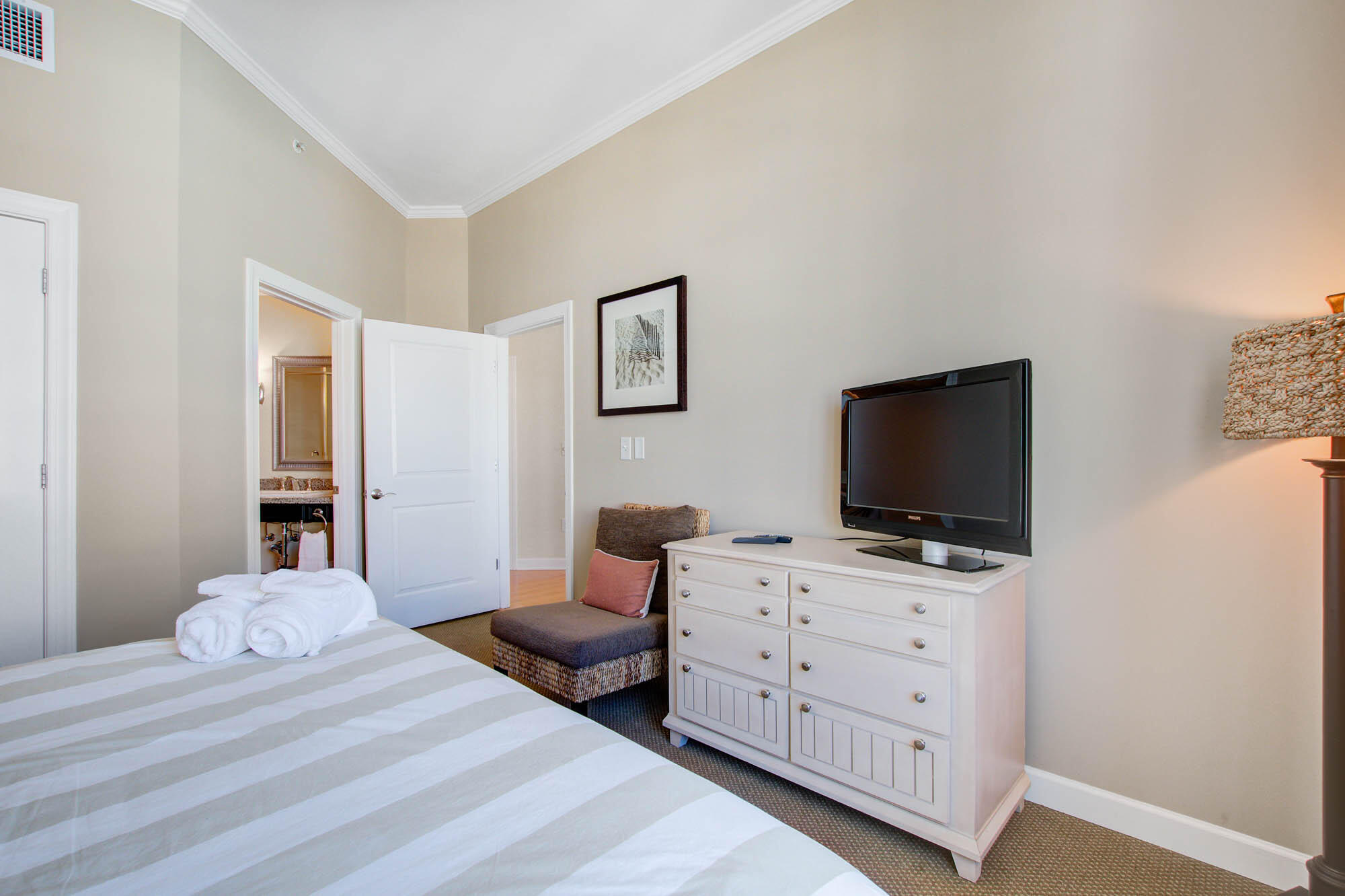 5802 Palmetto Drive Unit: B-502