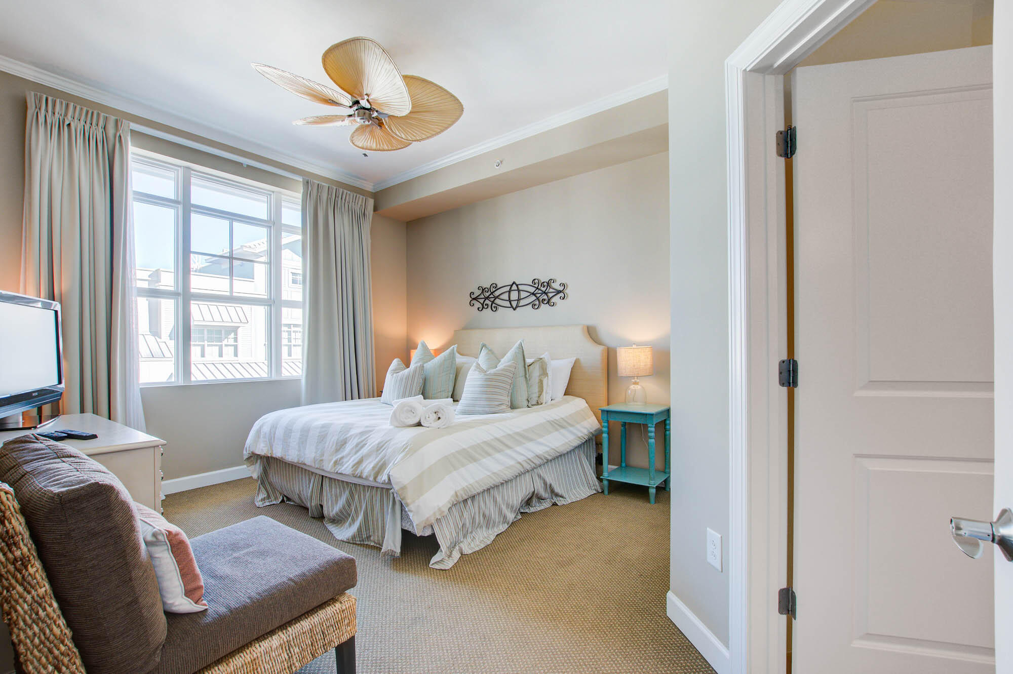 5802 Palmetto Drive Unit: B-502
