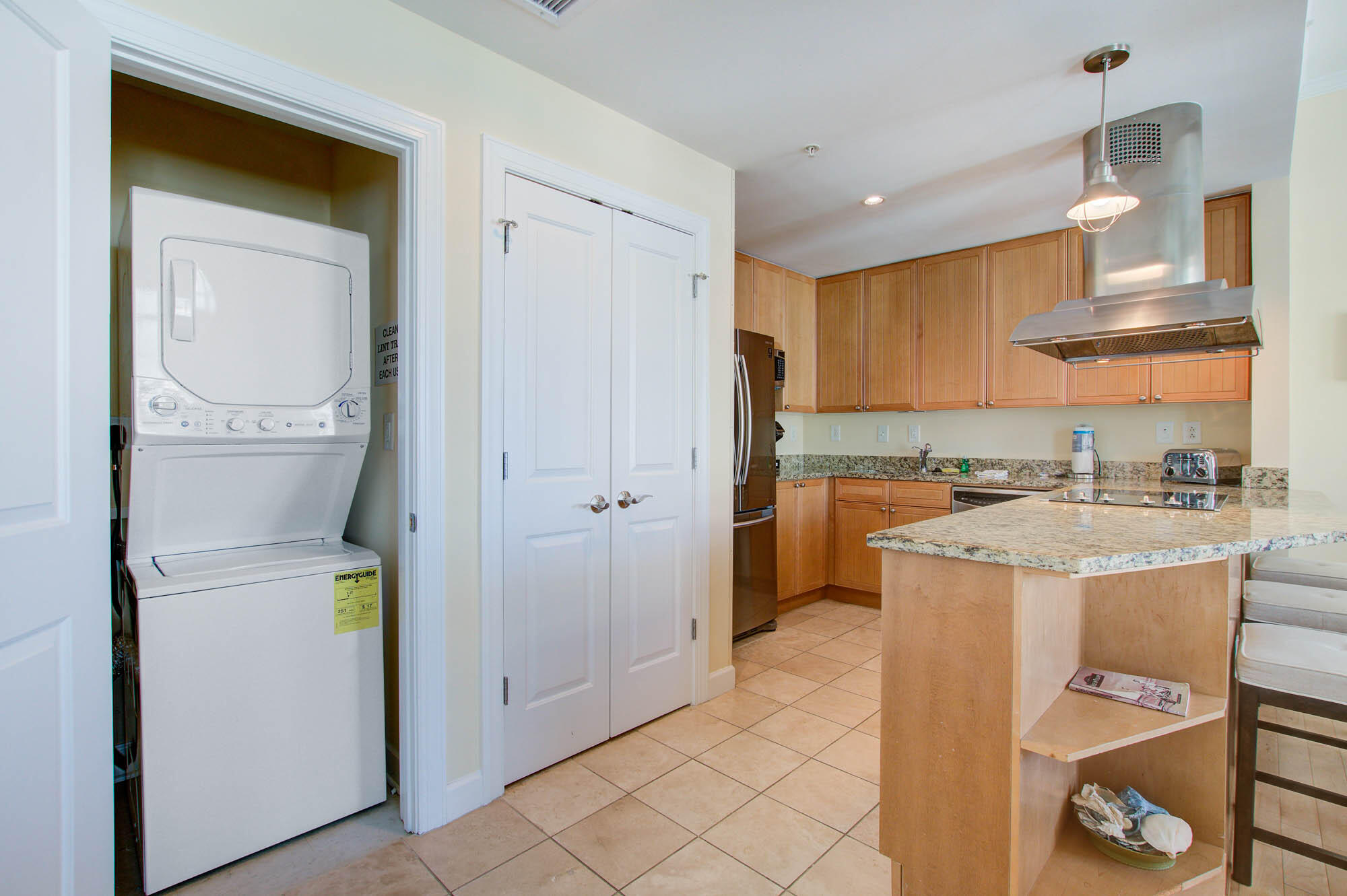 5802 Palmetto Drive Unit: B-502